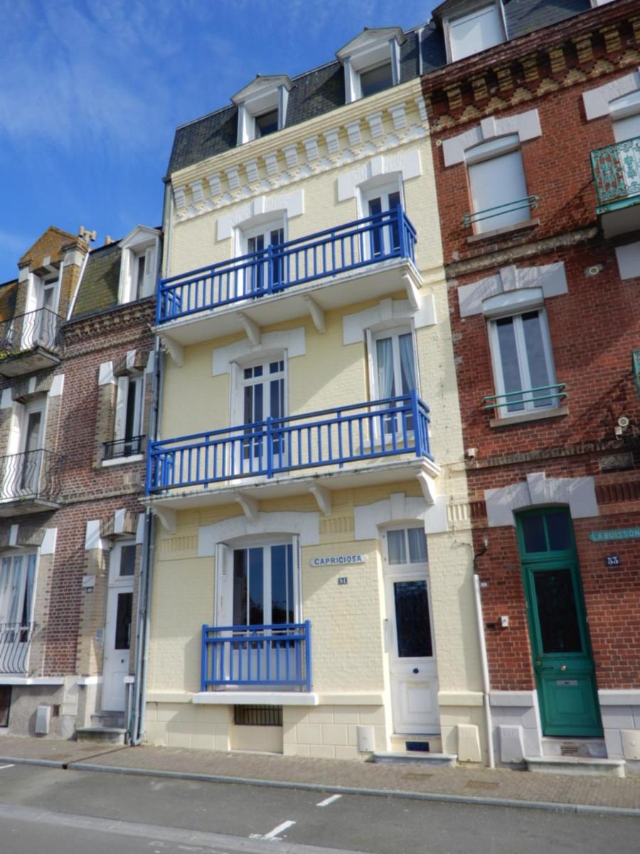Appartement avec grand balcon et vue à 300 m plage, lit Queen Size Mers-les-Bains Extérieur photo