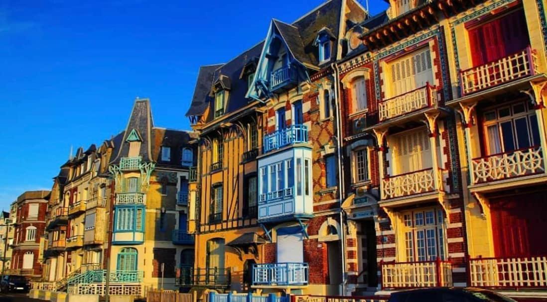 Appartement avec grand balcon et vue à 300 m plage, lit Queen Size Mers-les-Bains Extérieur photo