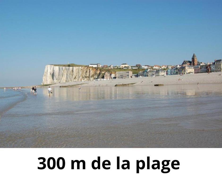 Appartement avec grand balcon et vue à 300 m plage, lit Queen Size Mers-les-Bains Extérieur photo